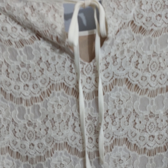 Rose & Olive White Lace Blouse  S - Picture 8 of 11